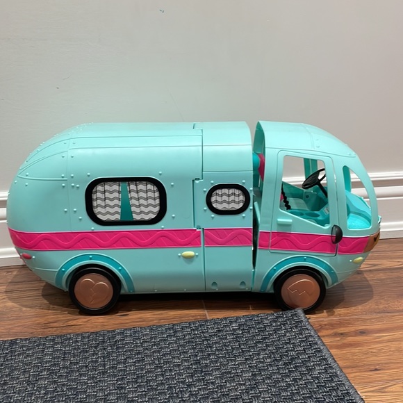 🛑 SOLD!!! LOL Glamper Camper Van Play Set Toy + L.O.L. Dolls - Picture 10 of 10